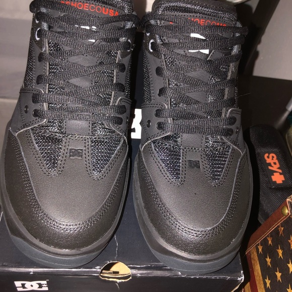 Dc shoes - Picture 4 of 8